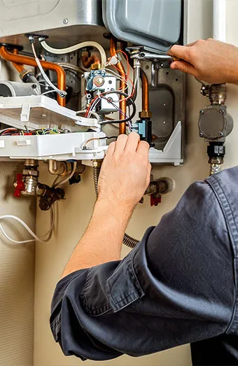 24/7 power outage electrician restoring electricity on the Gold Coast