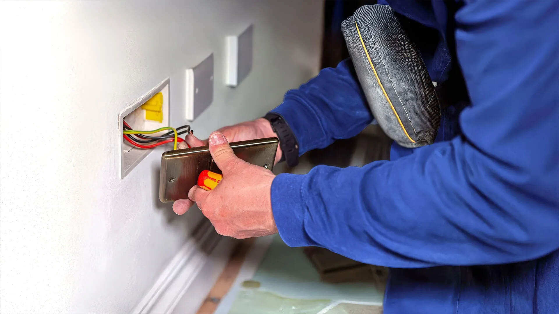 Gold Coast electrician restoring safe power after fault repair